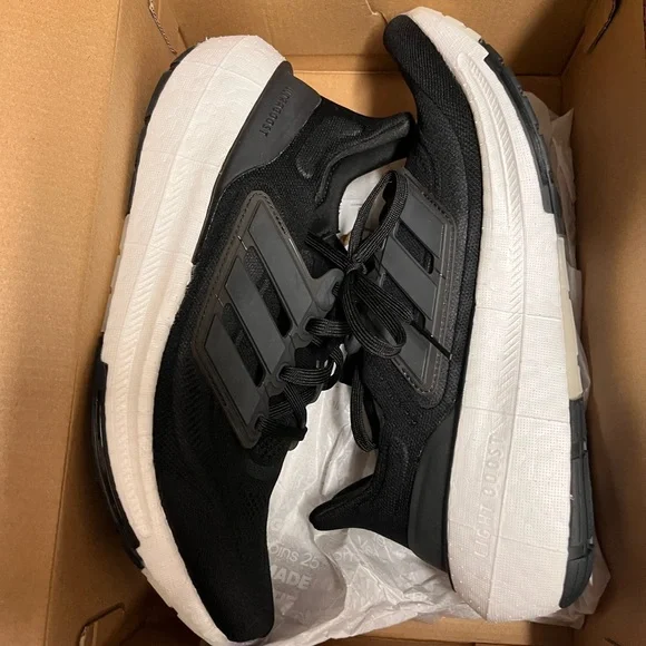 NWT adidas ultra boost light. men’s 9 womens 10. black - Picture 1 of 6